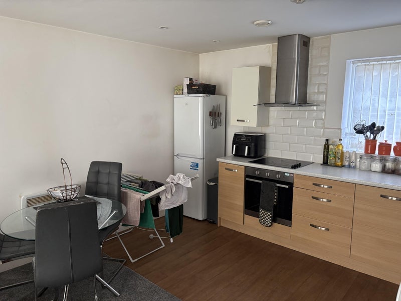 Room Colman Gardens in Salford