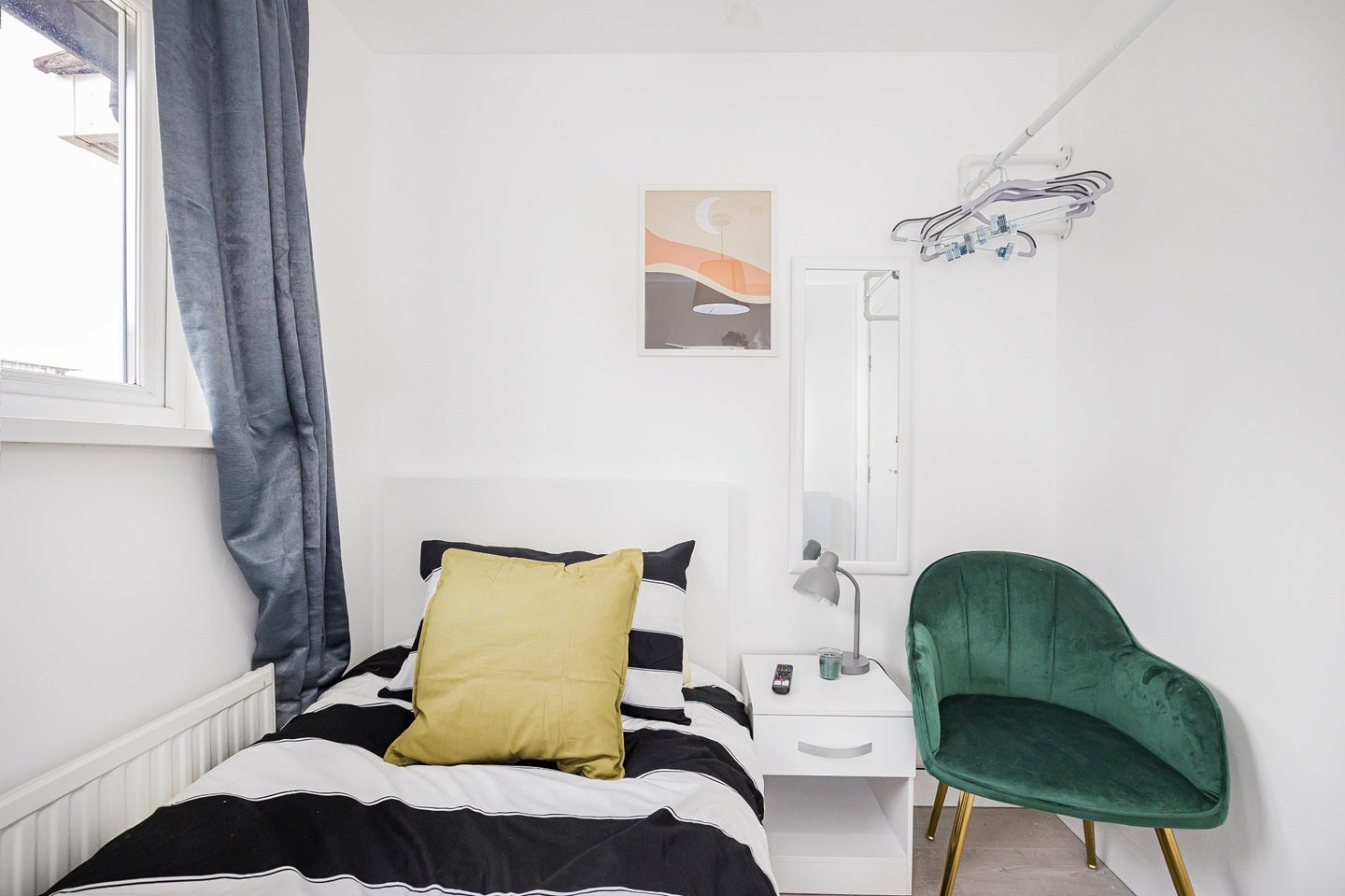 Room Carolina Close in Greater London