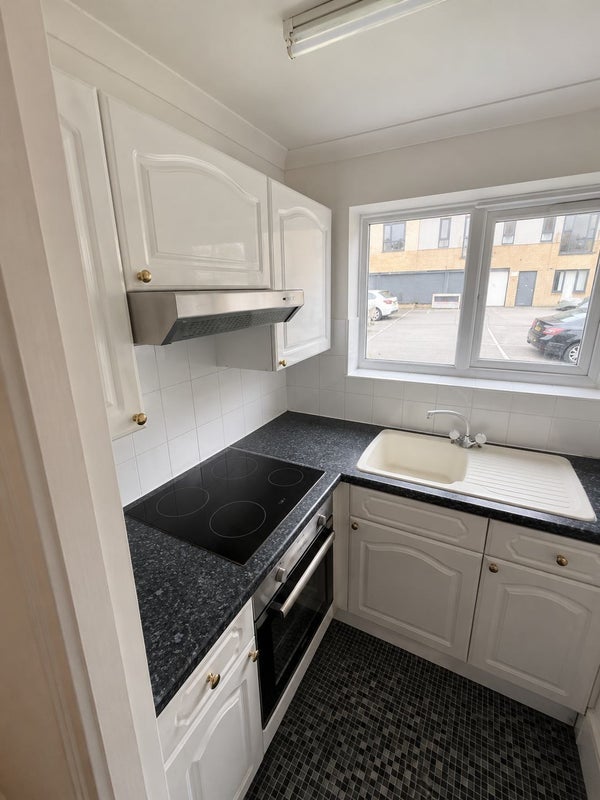 Flat London Road in Maidstone