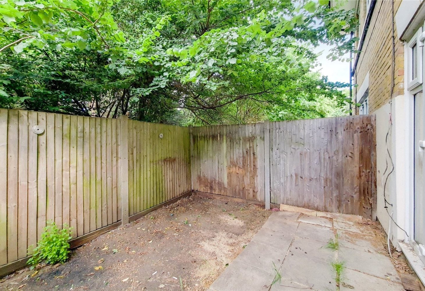 Flat Coleridge Square in Greater London