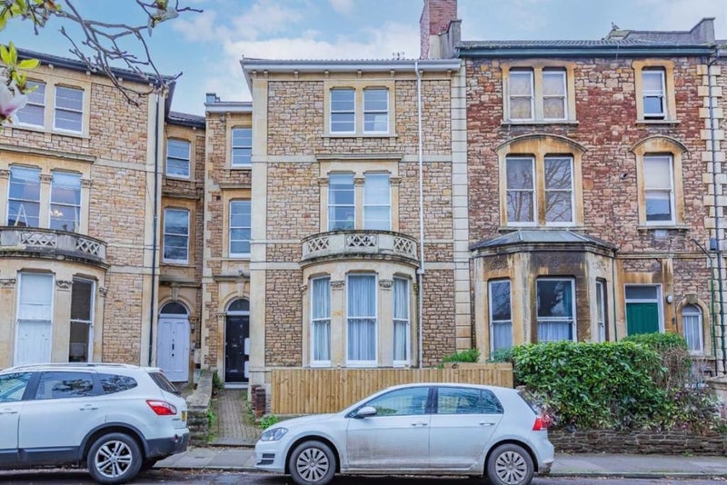 Room Whatley Road in Bristol
