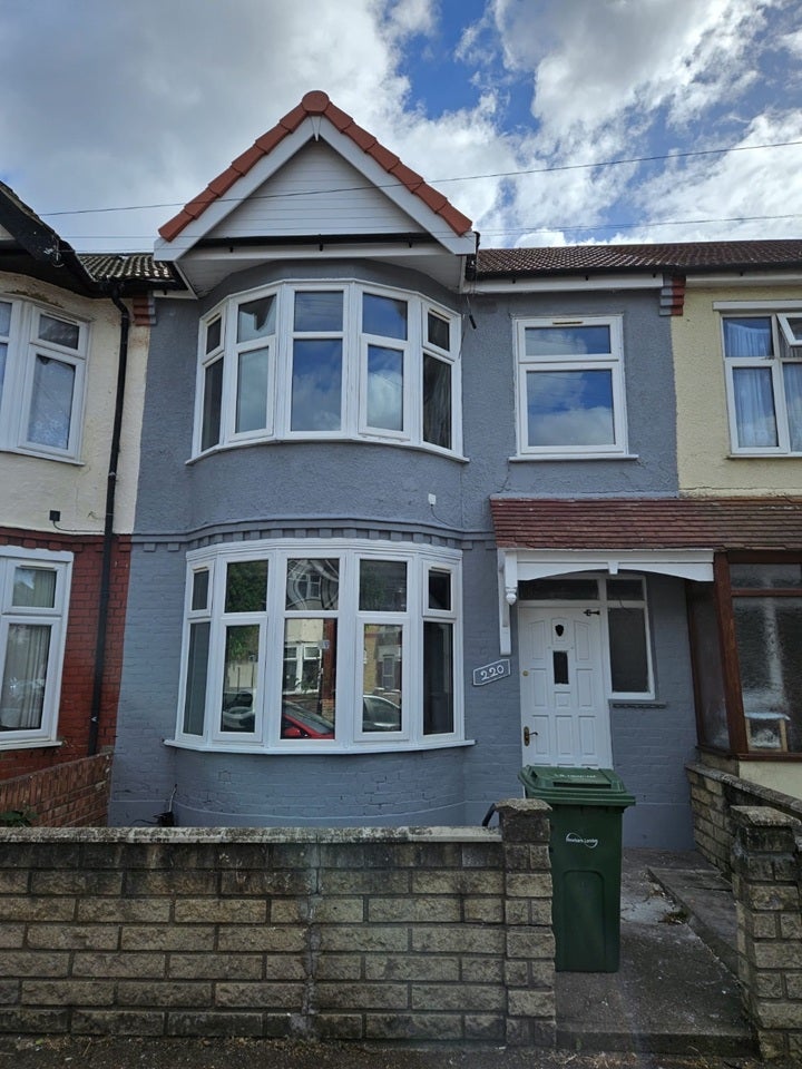 House Sheringham Avenue in Greater London