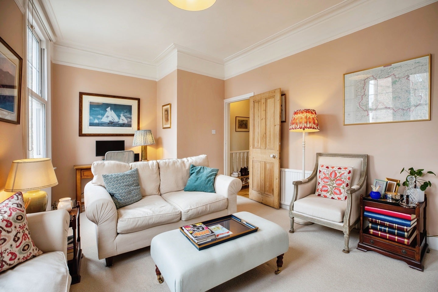 Flat Upper Tooting Road in Greater London
