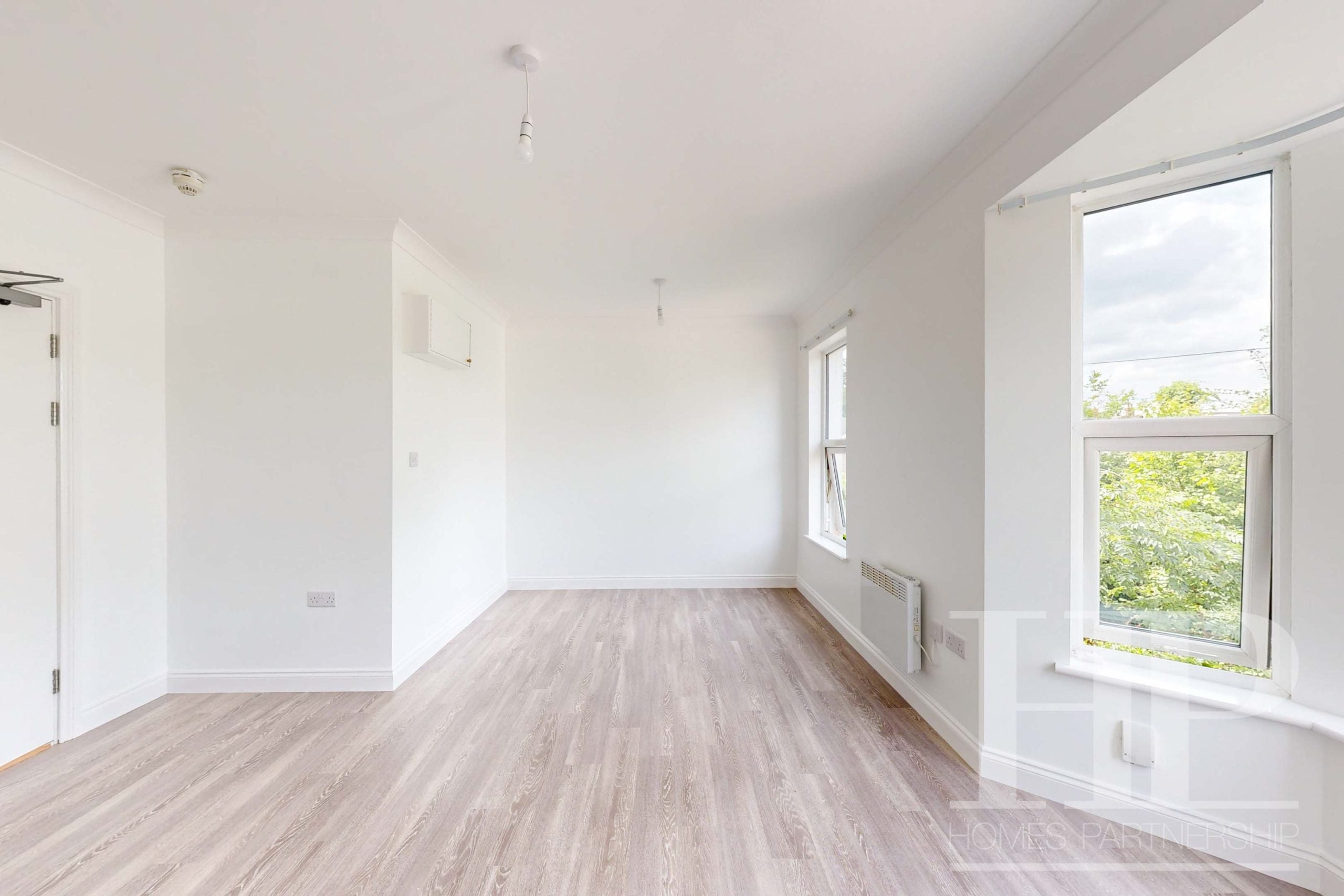 Flat Ifield Road in Crawley