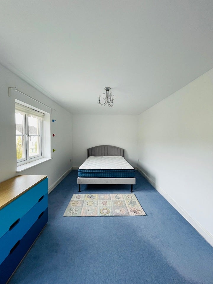 Room Yorkley Road in Cheltenham