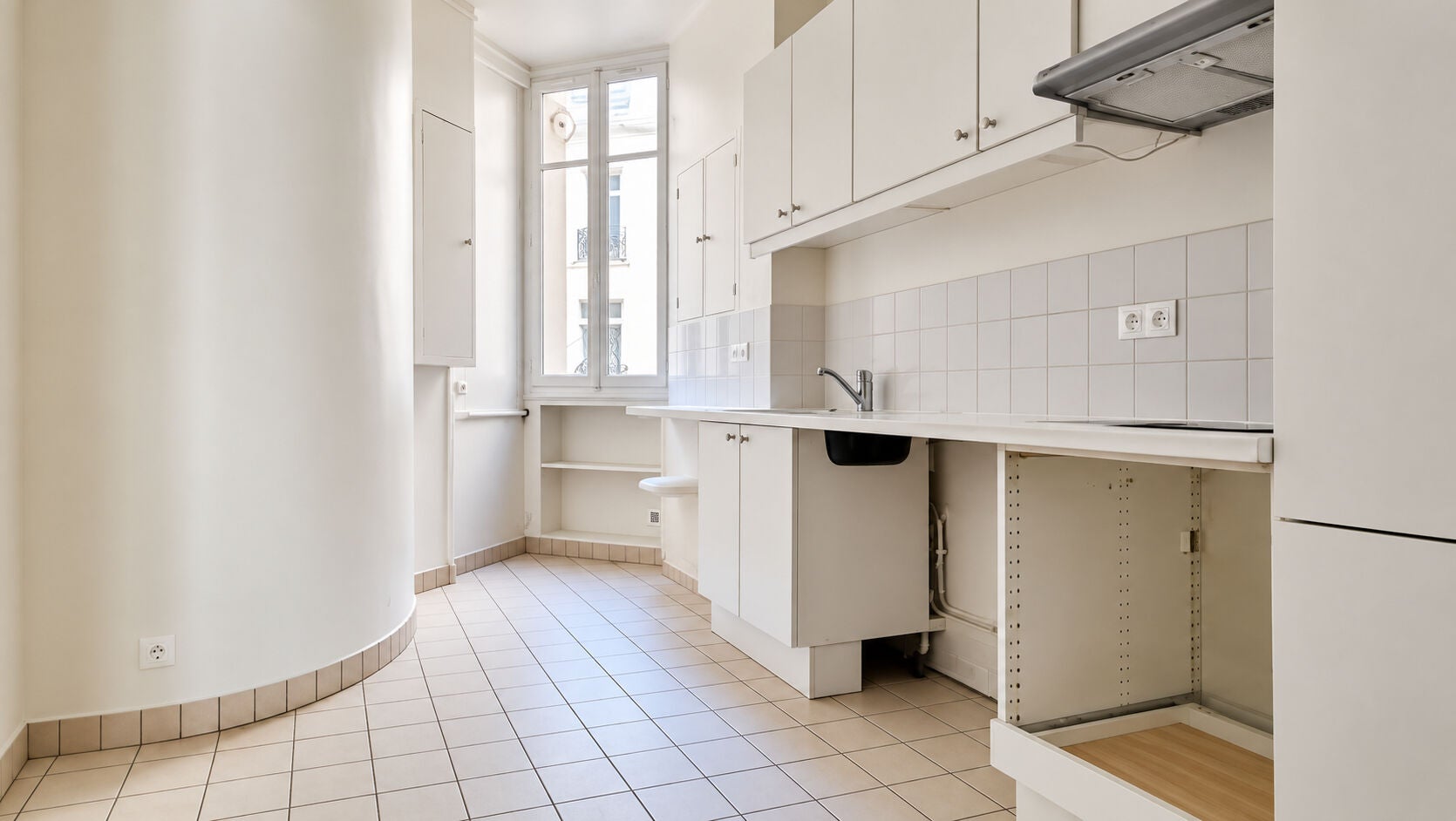 Flat Rue du Maréchal Harispe in Paris