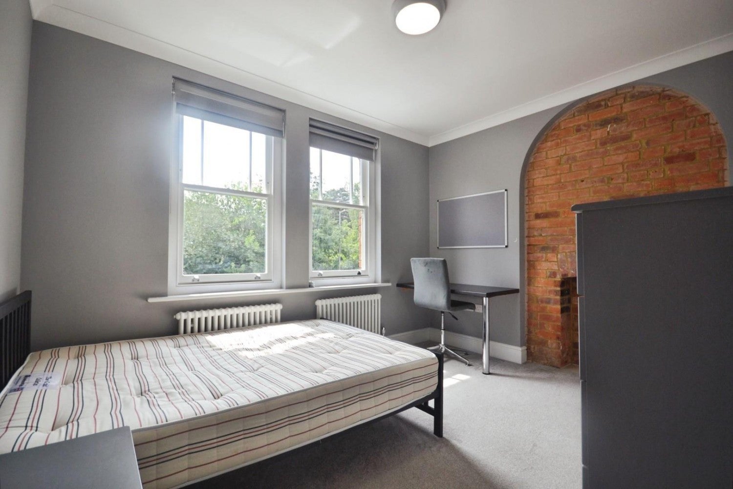 Flat Addington Road in Reading