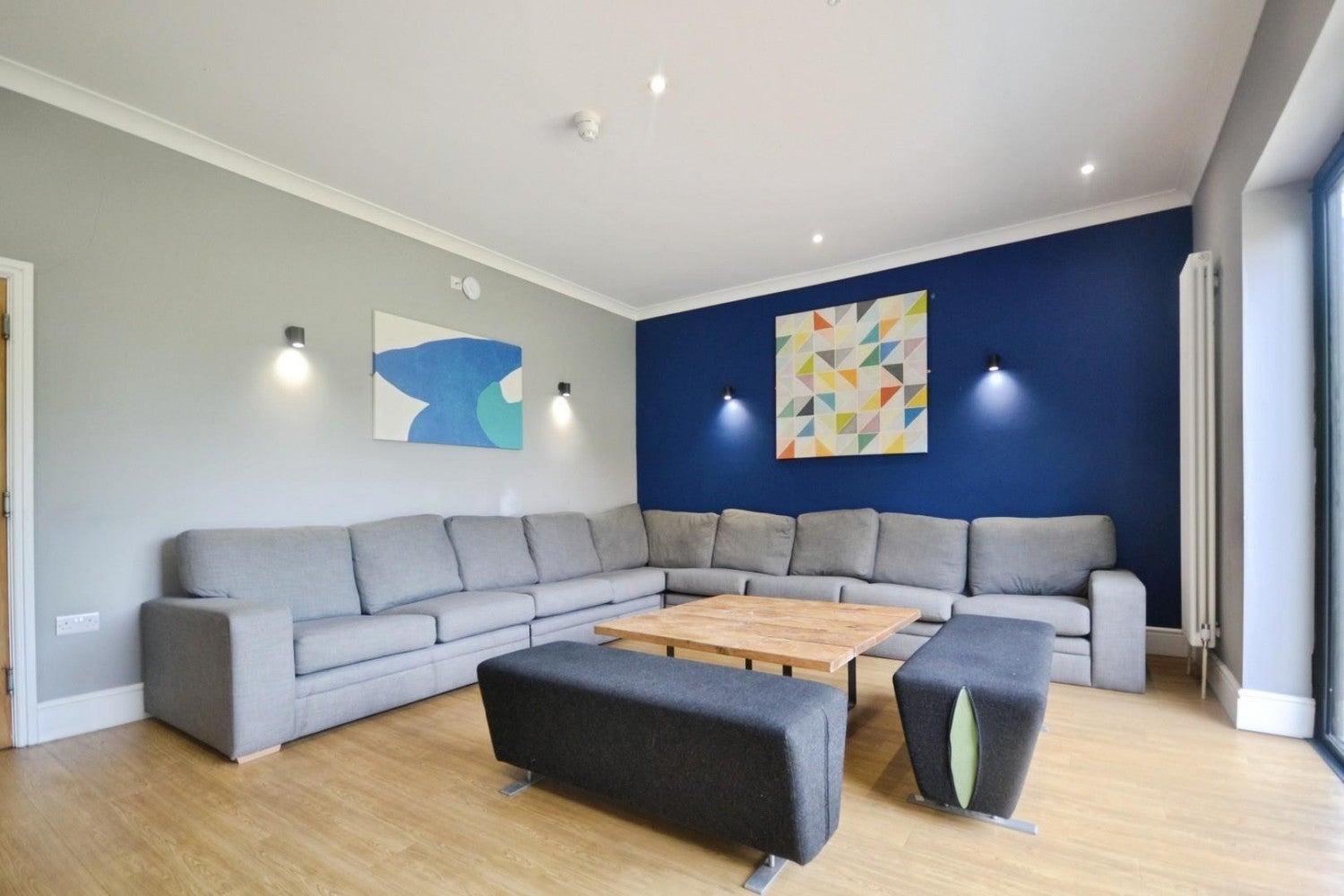Flat Addington Road in Reading