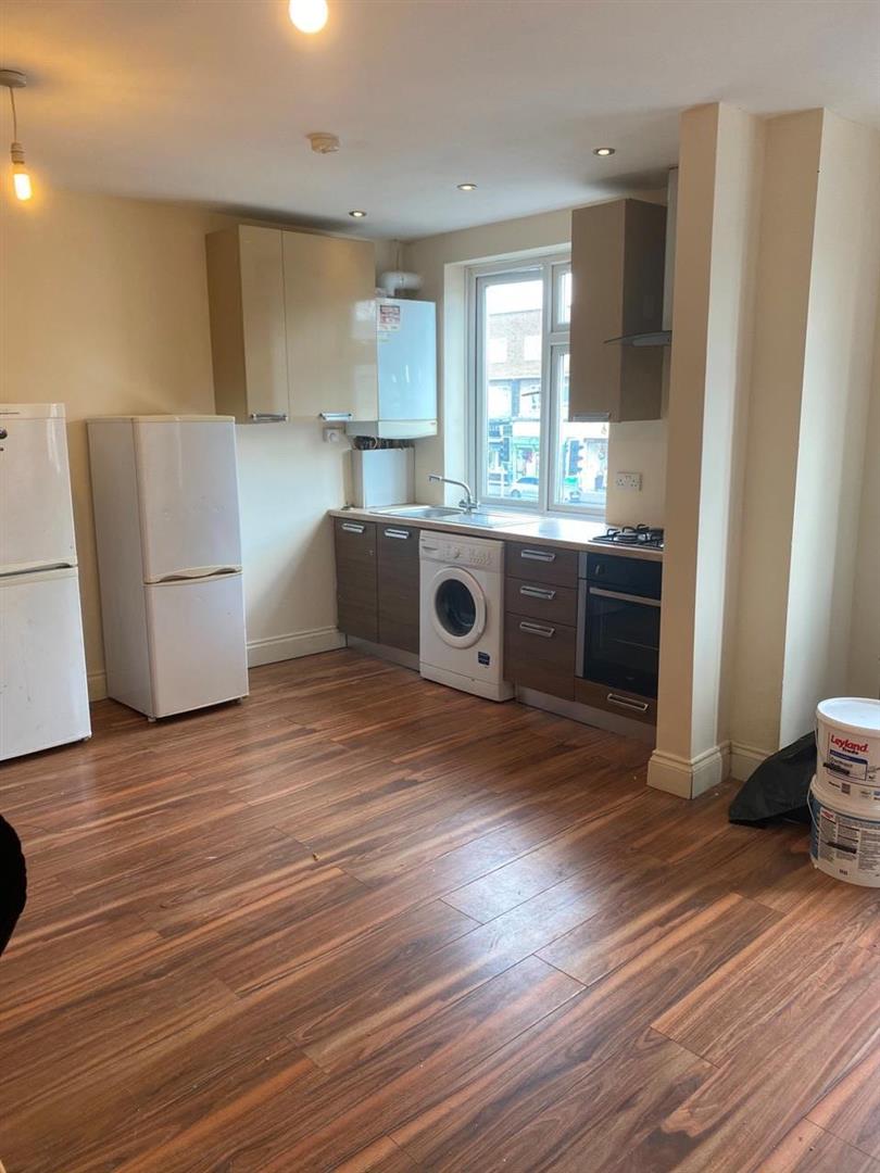 Flat Farnburn Avenue in Slough