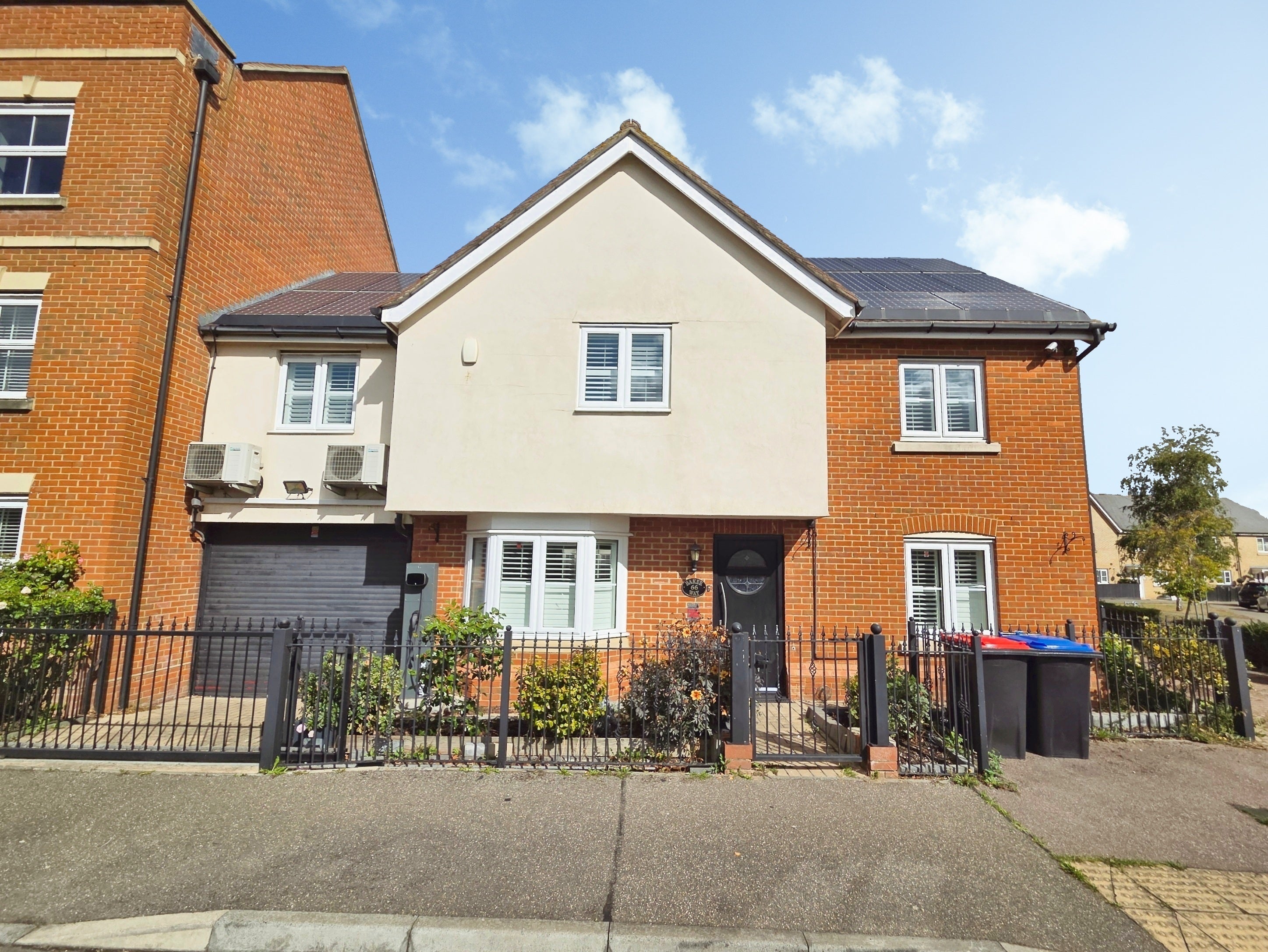 Flat Baker Way in Witham