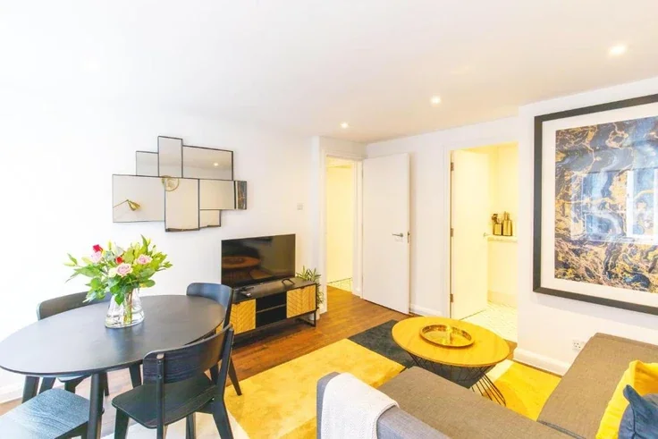 Flat Broadwick Street in City of Westminster