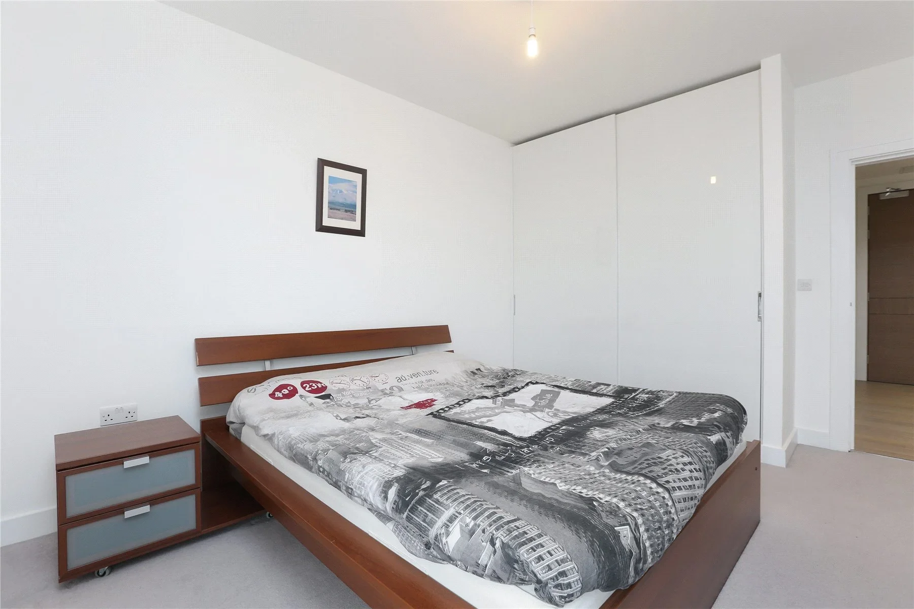 Flat Banning Street in Greater London