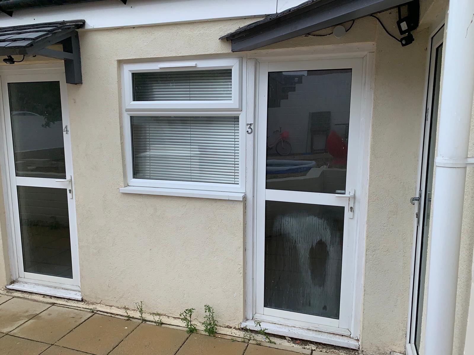 Flat Dyer Road in Southampton
