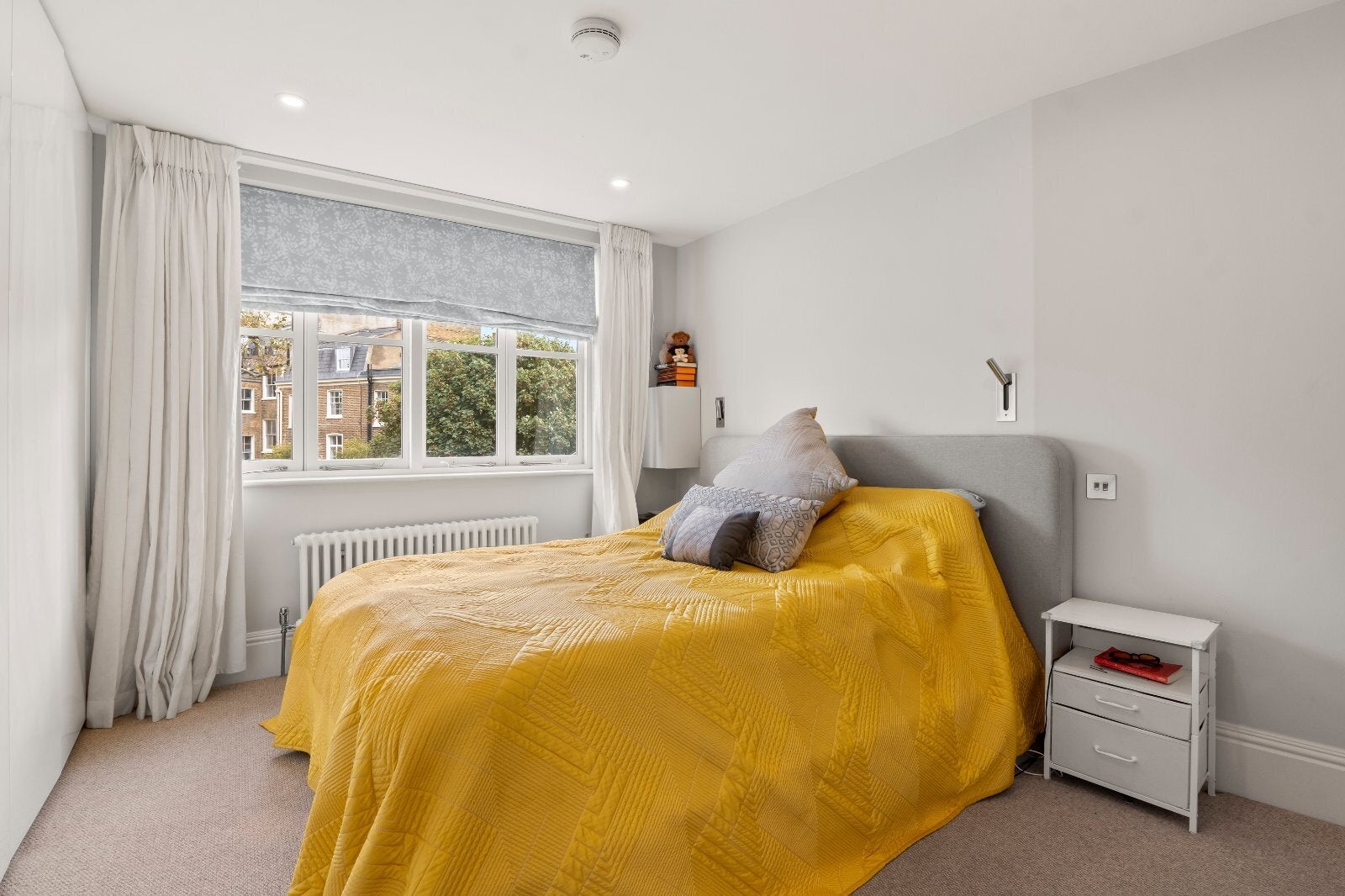Flat Warrington Crescent in City of Westminster