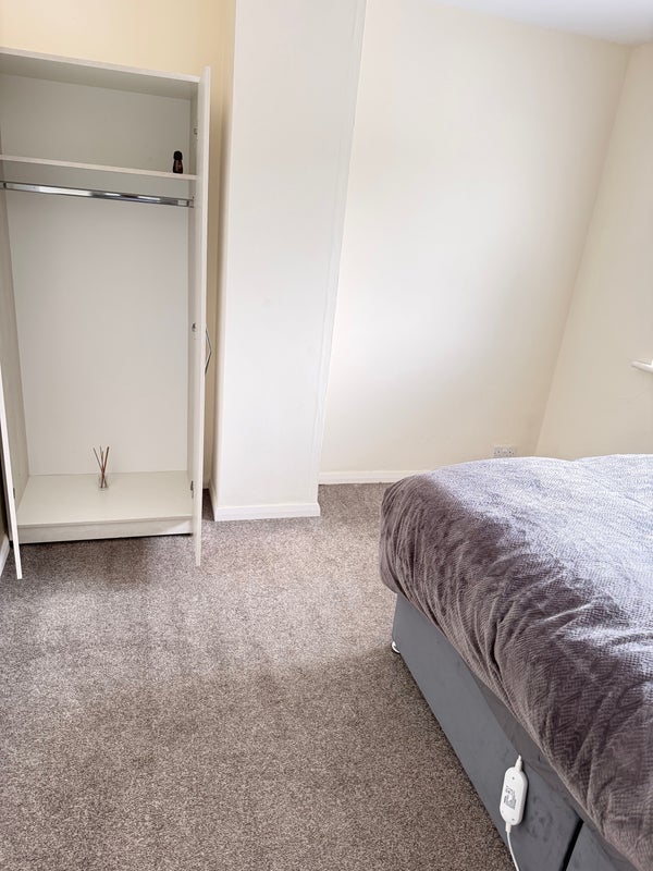 Room Sixth Avenue in Oakengates