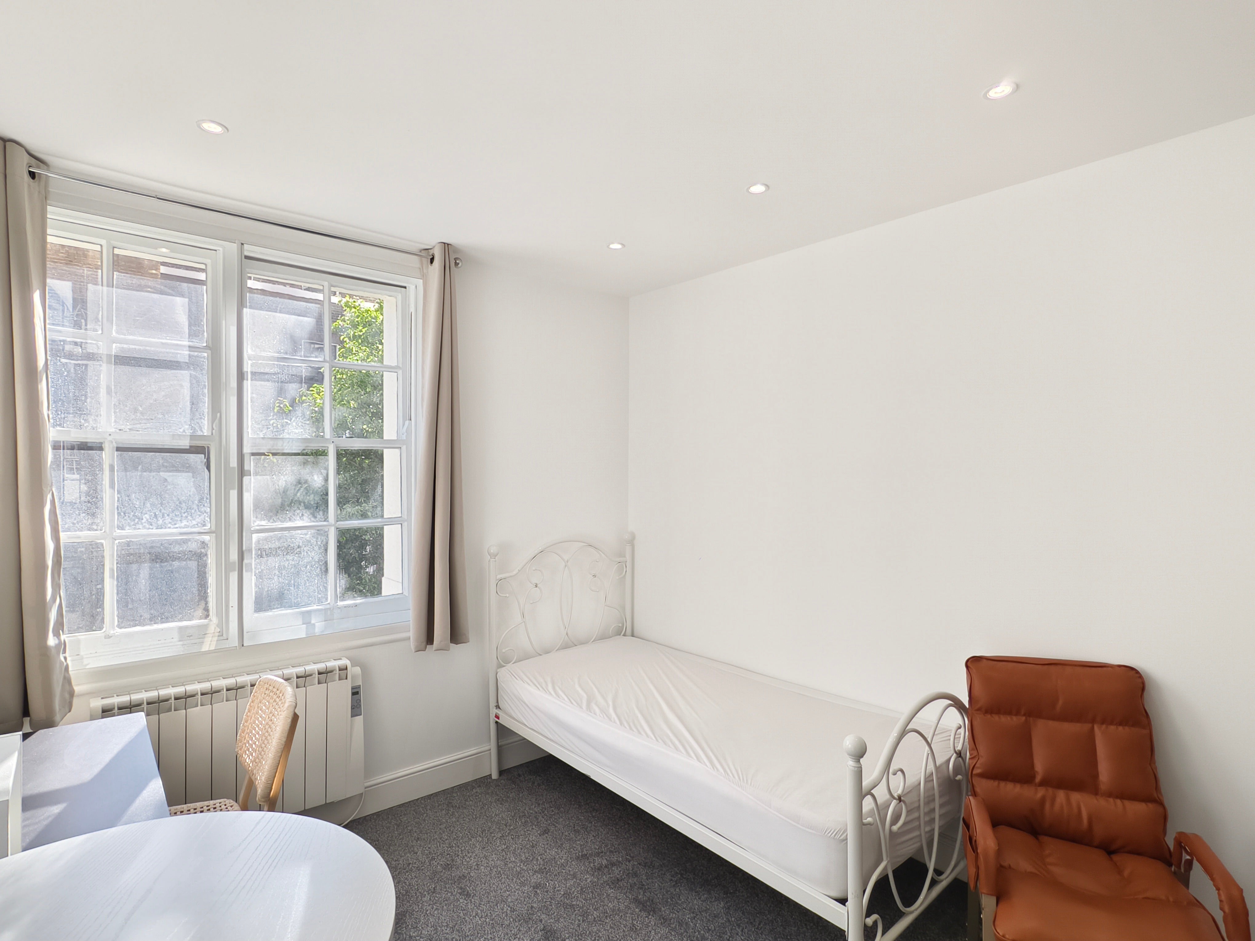 Flat Judd Street in Greater London