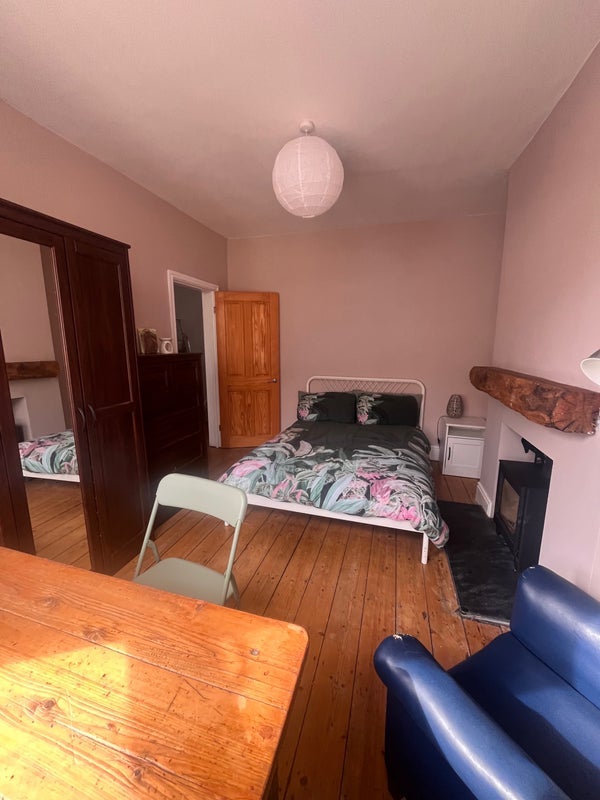 Room Bloy Street in Bristol