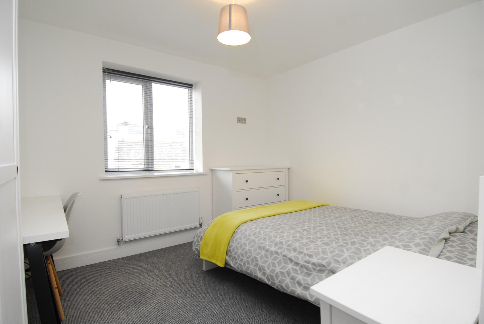 Flat Belgrave Lane in Plymouth