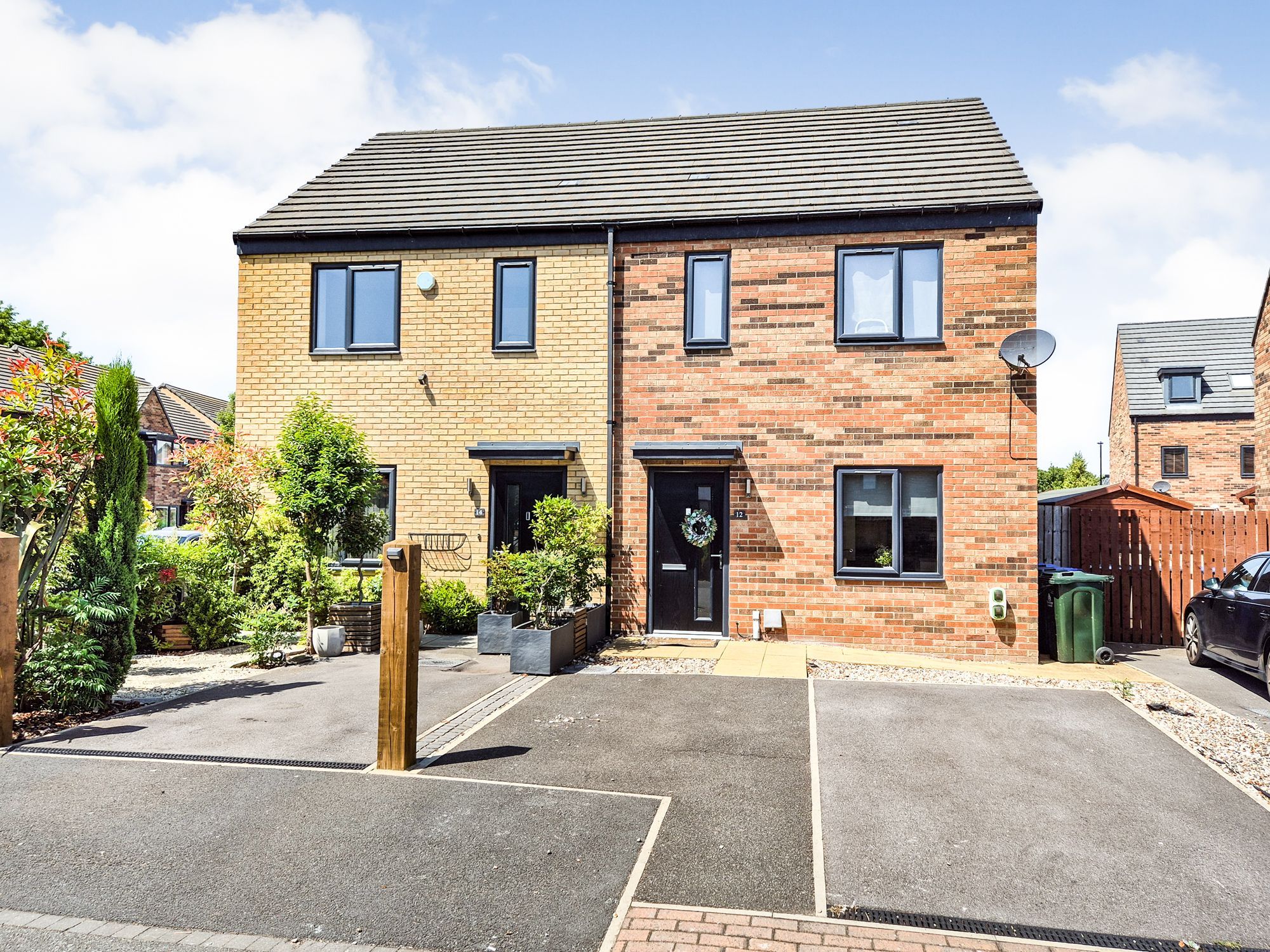 House Lake View in Doncaster