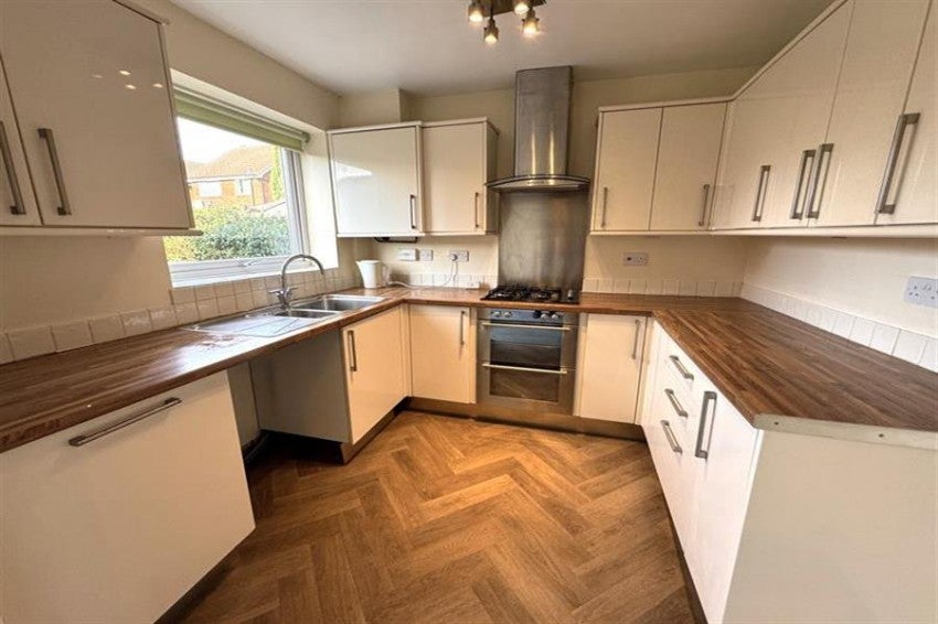 House Chesterton Close in Middlewich