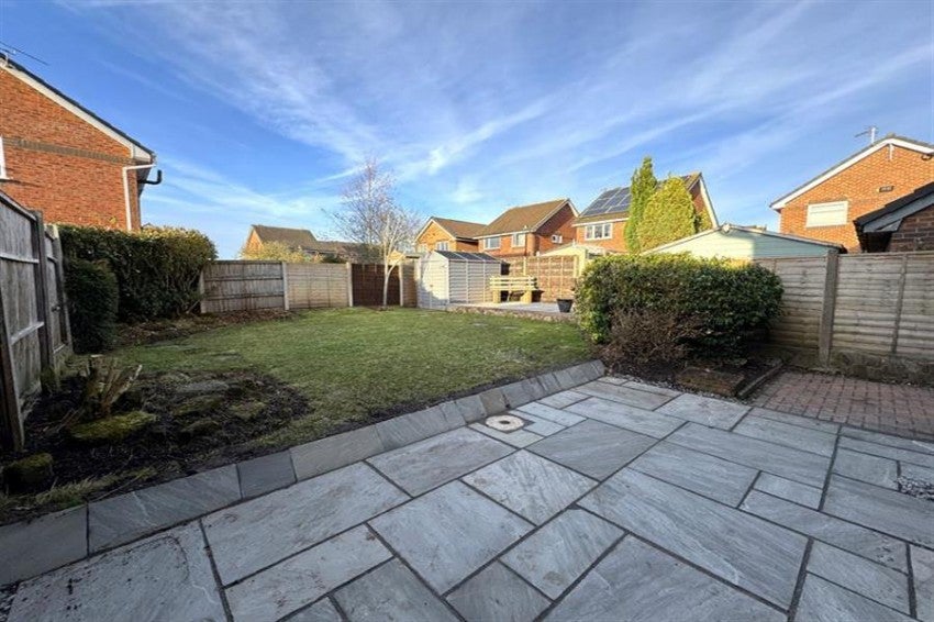 House Chesterton Close in Middlewich