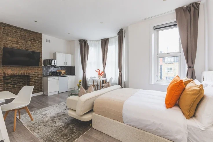 Flat Fordwych Road in Greater London