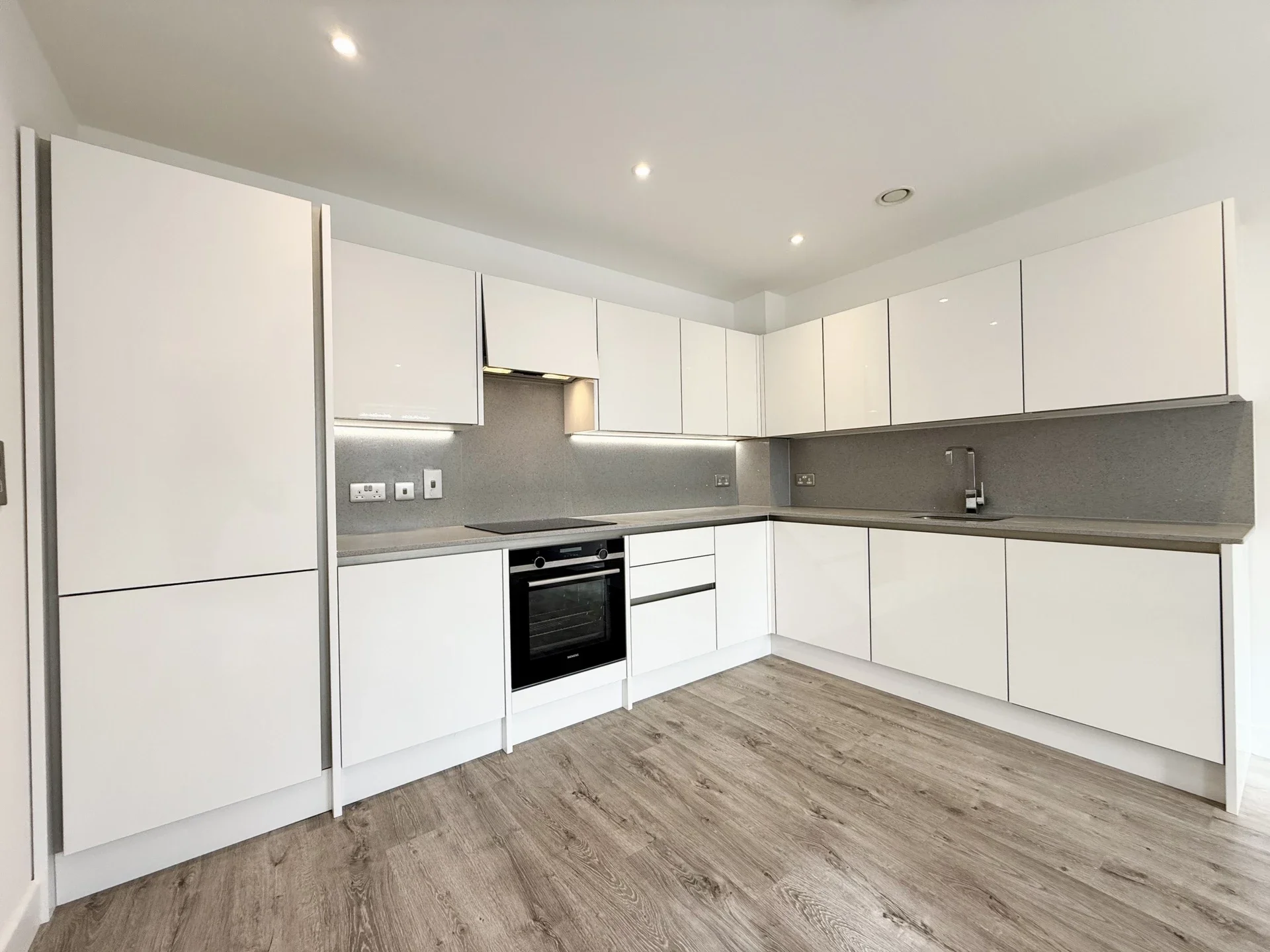 Flat Canterbury Road in Thanet