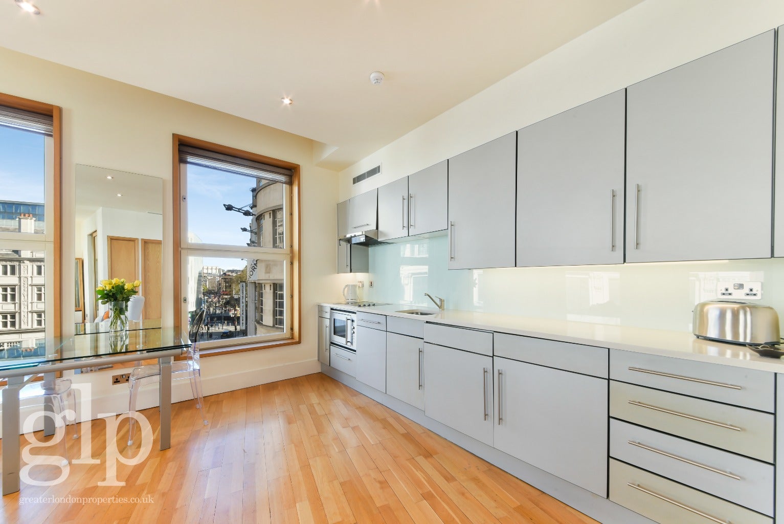 Flat Haymarket in City of Westminster
