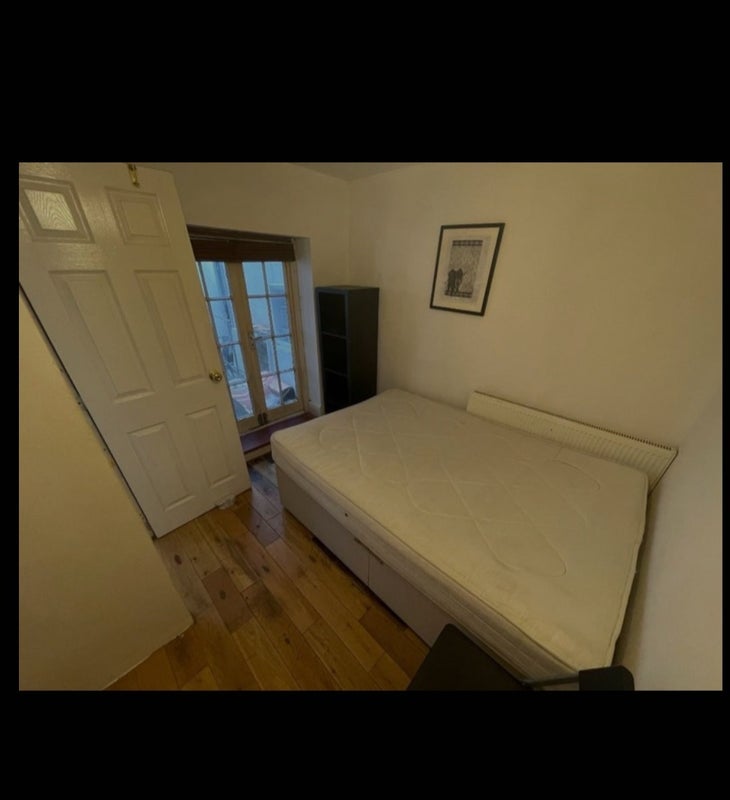 Room Northdown Street in Greater London