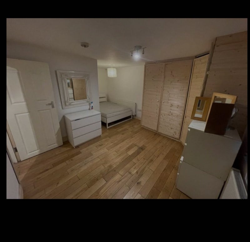 Room Northdown Street in Greater London