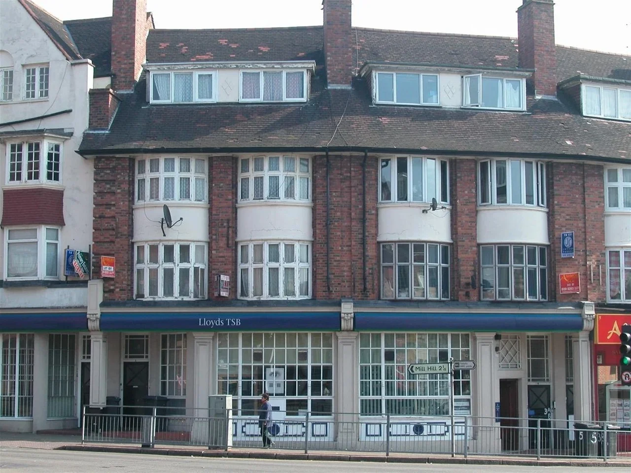 Flat Studio Mews in Greater London