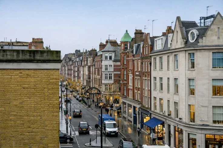 Flat Thayer Street in City of Westminster