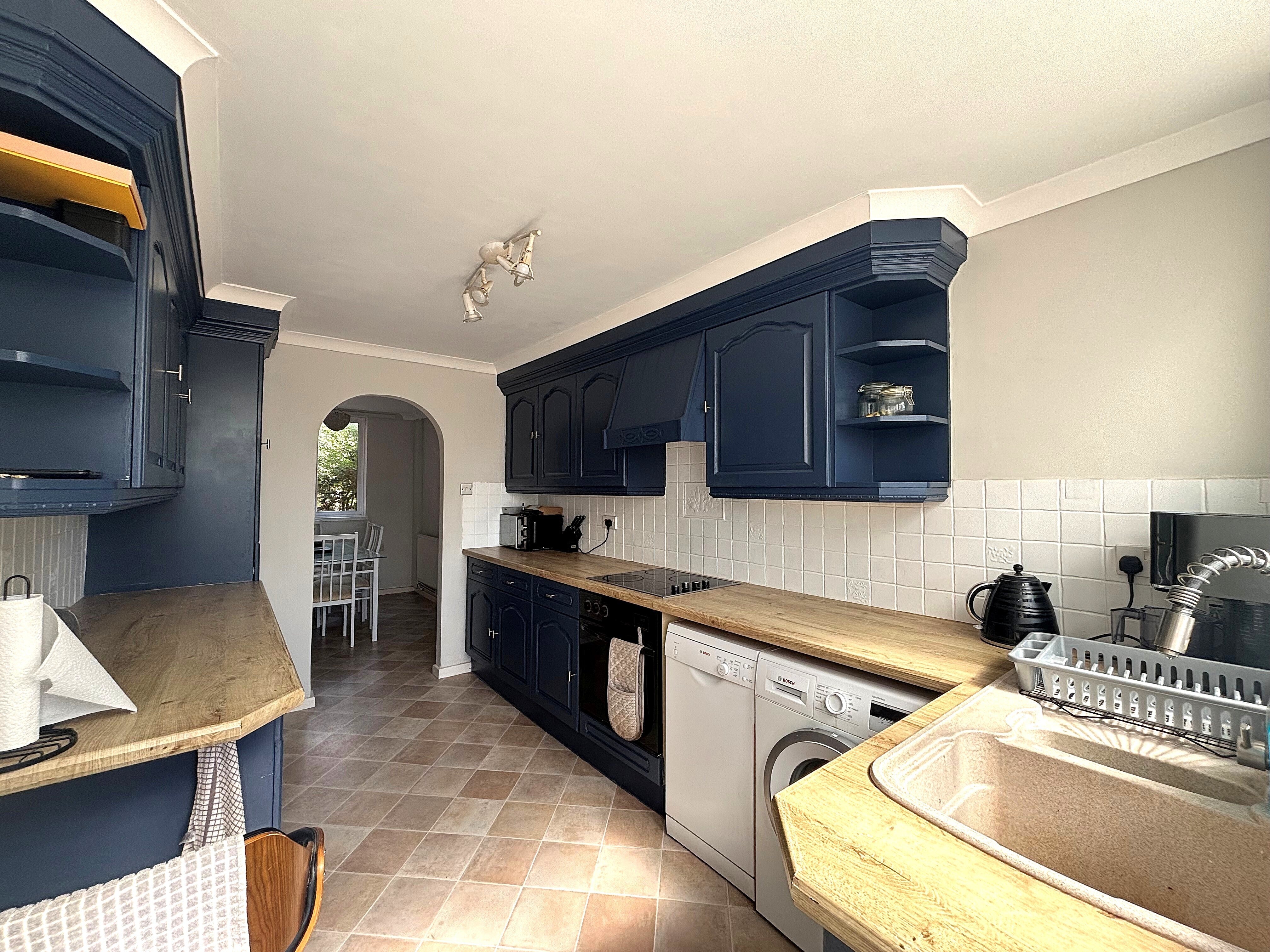 Flat Ribston Avenue in Exeter