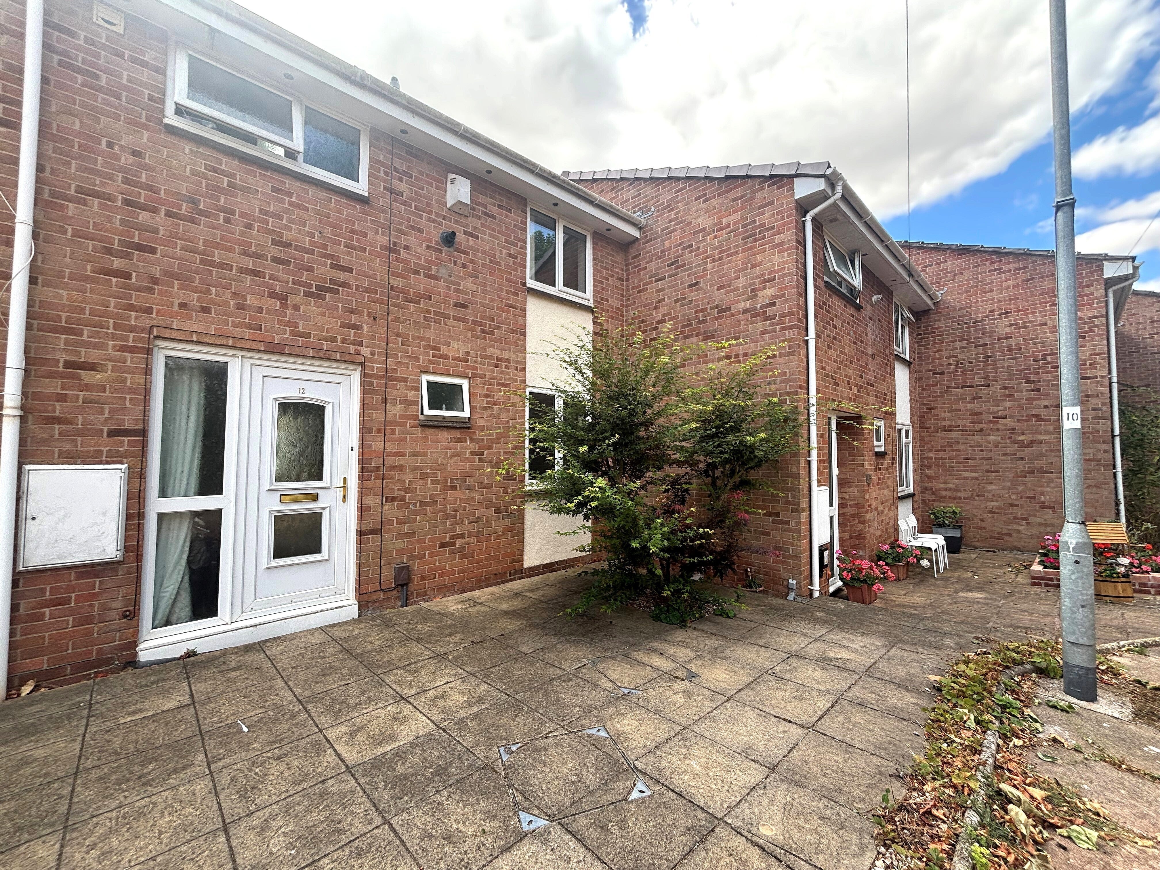 Flat Ribston Avenue in Exeter
