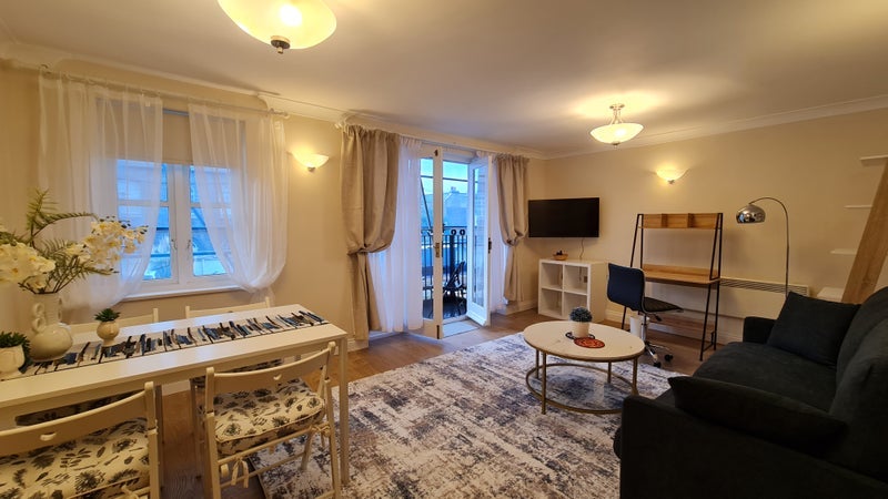 Flat Stockwell Green in Greater London