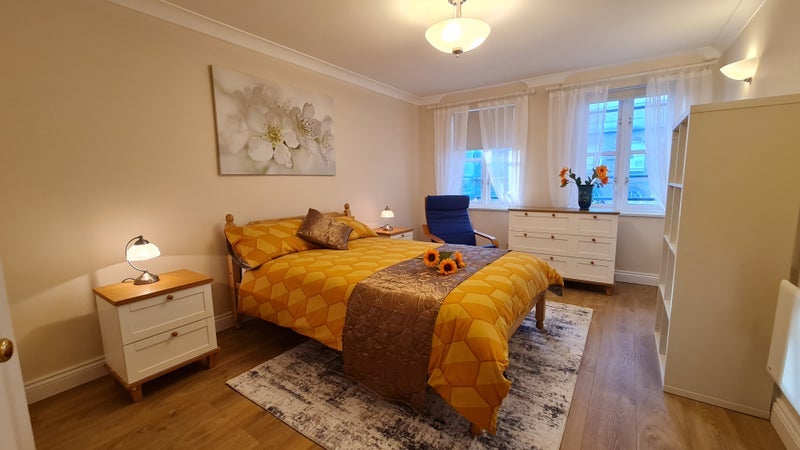 Flat Stockwell Green in Greater London