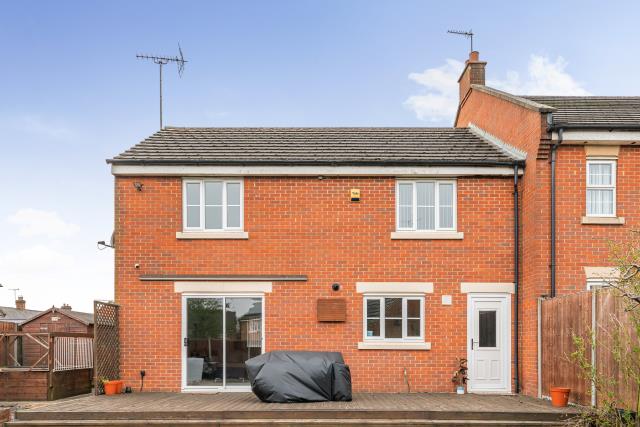 House Stroud Close in Cherwell District