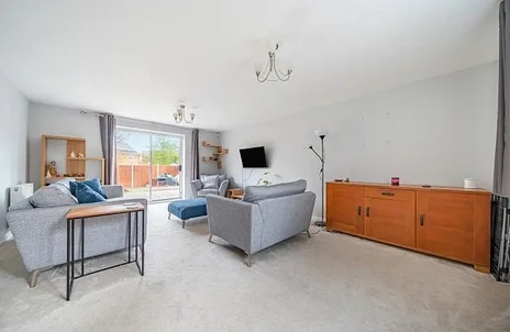 House Stroud Close in Cherwell District