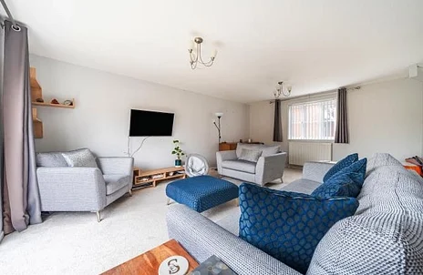 House Stroud Close in Cherwell District