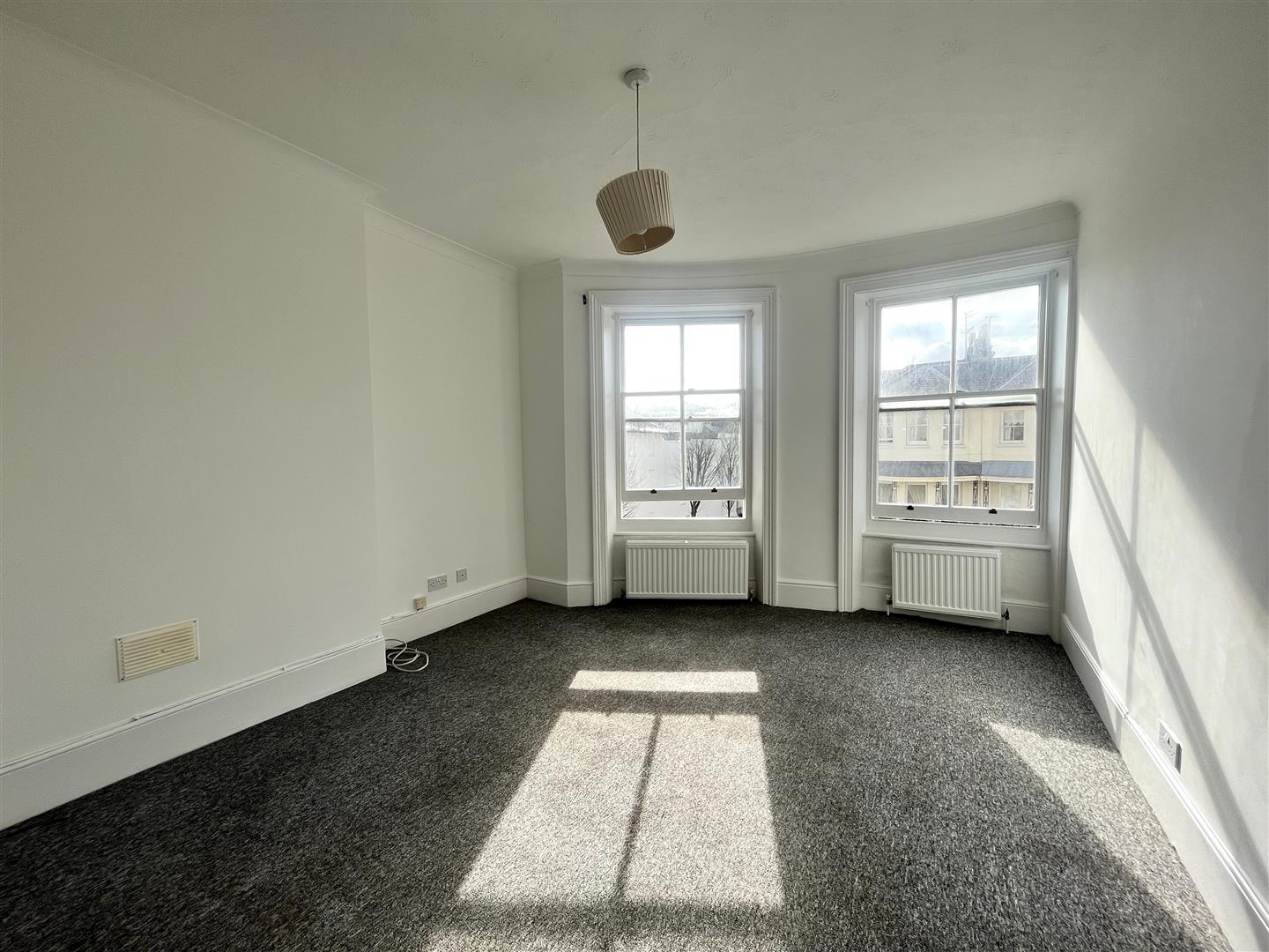 Flat Lansdowne Place in Hove