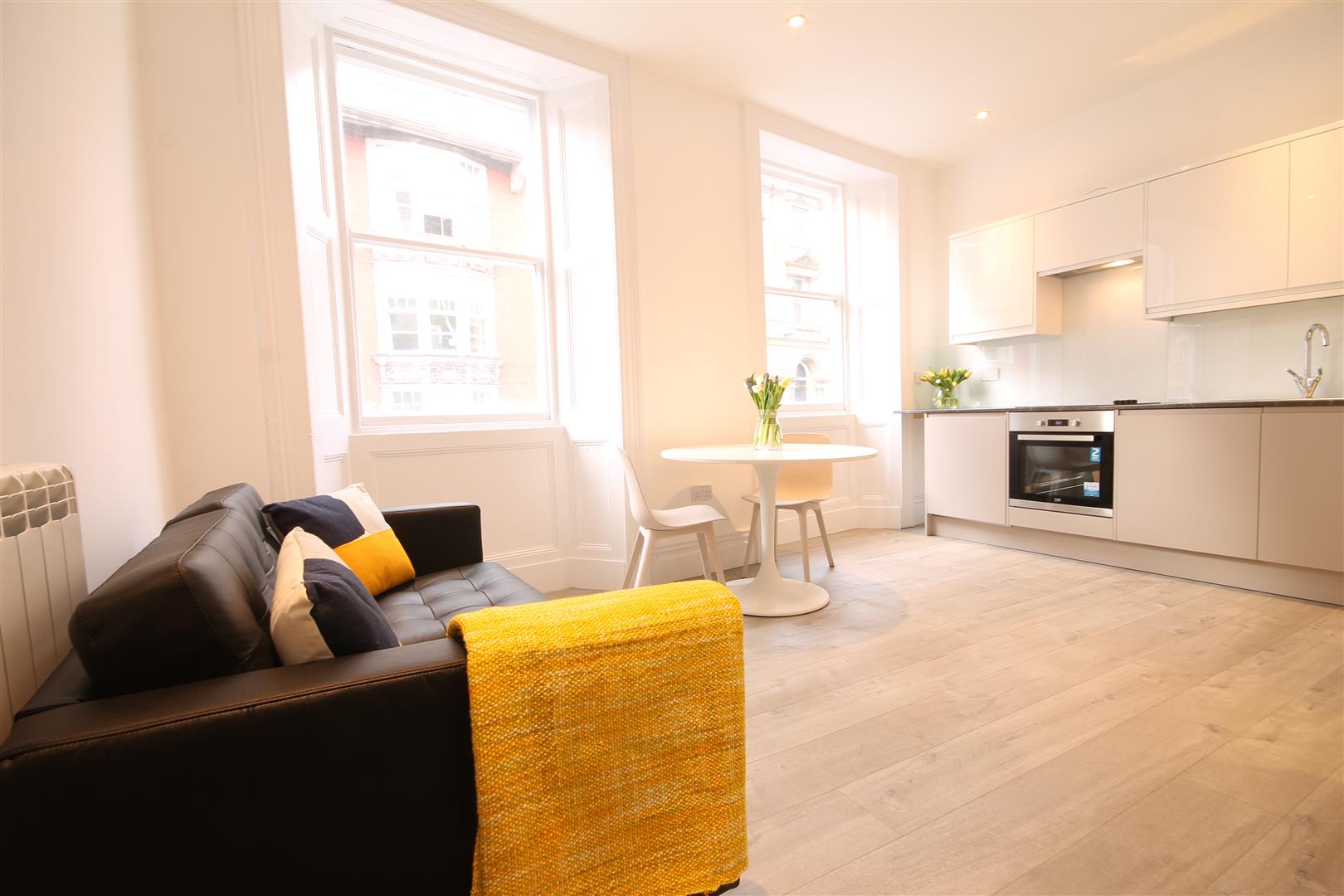 Flat Dean Street in Newcastle upon Tyne
