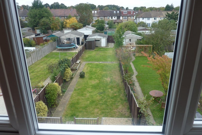 Room Eden Park Avenue in Greater London