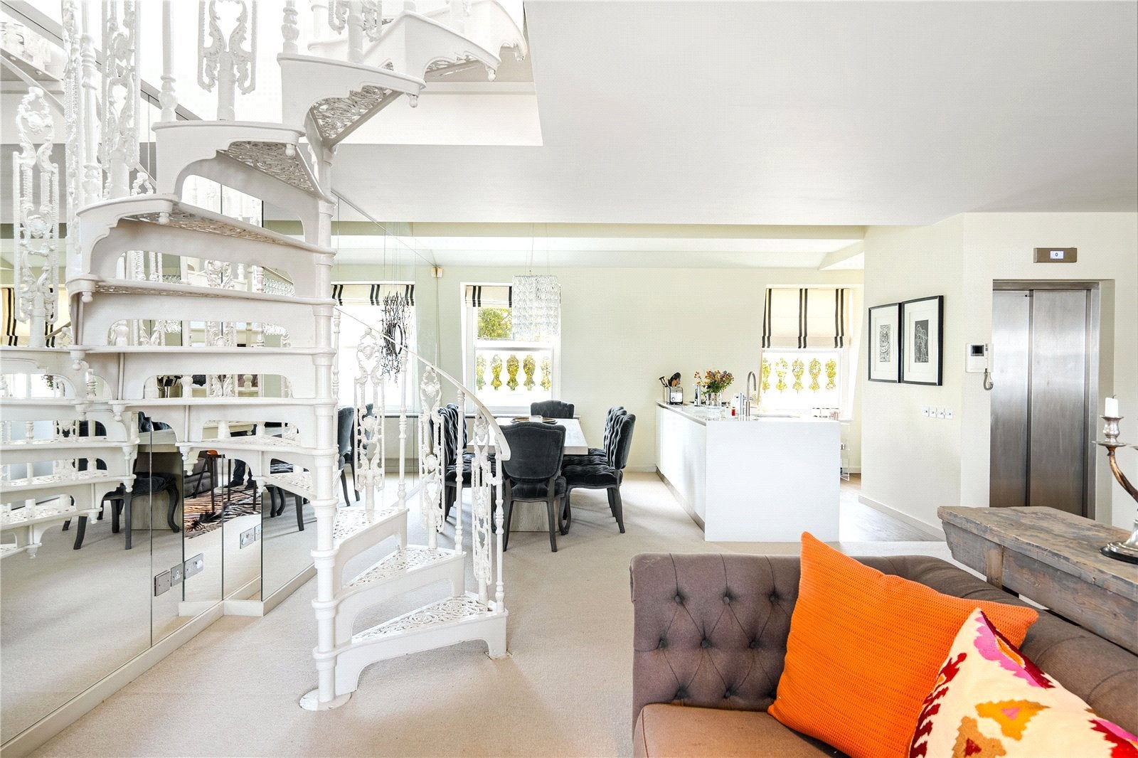 Flat Onslow Gardens in Greater London