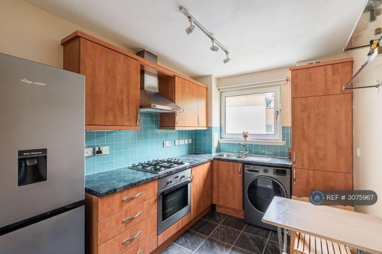 Flat Stenhouse Street West in City of Edinburgh
