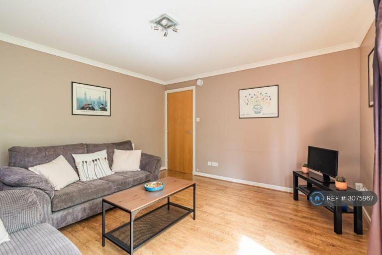 Flat Stenhouse Street West in City of Edinburgh