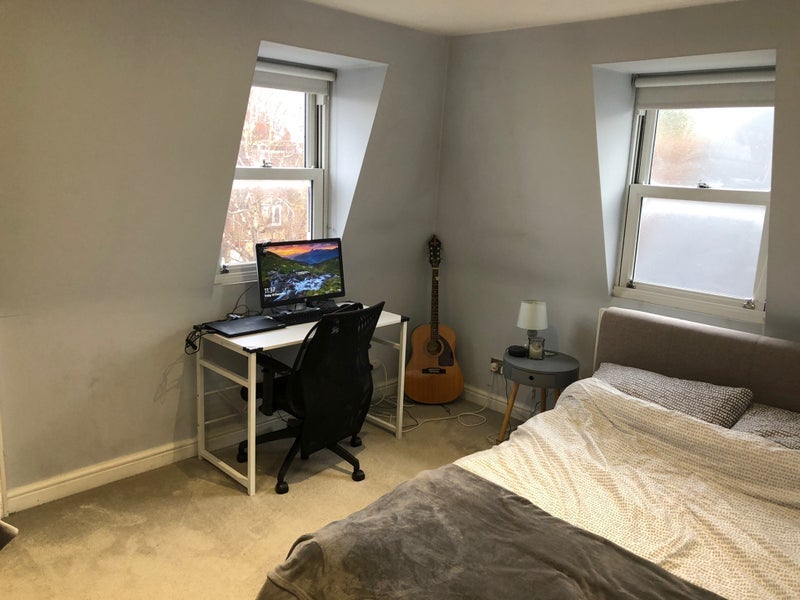 Room Quinton Street in Greater London