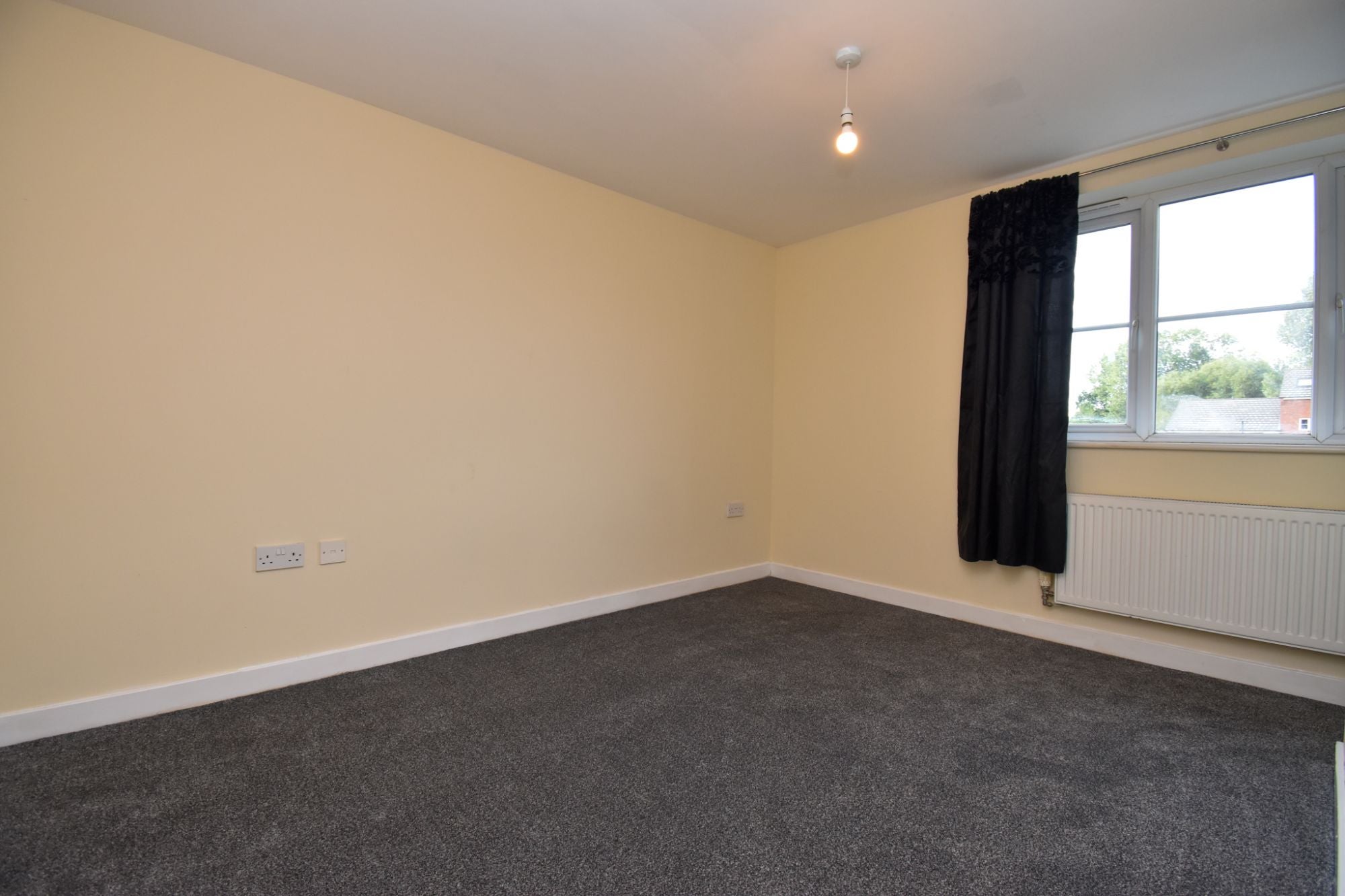 Flat Saxthorpe Road in Leicester