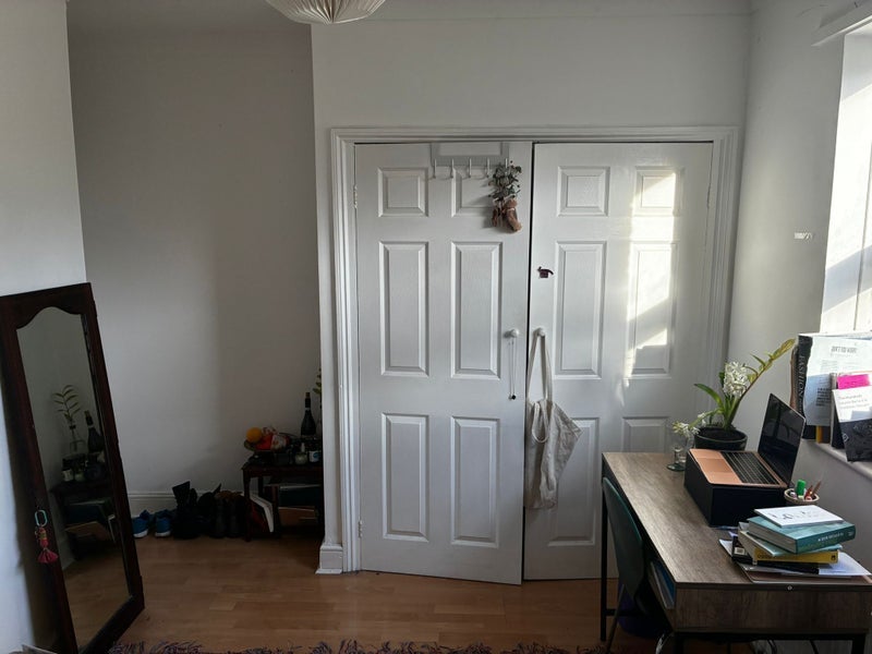 Room Chalsey Road in Greater London