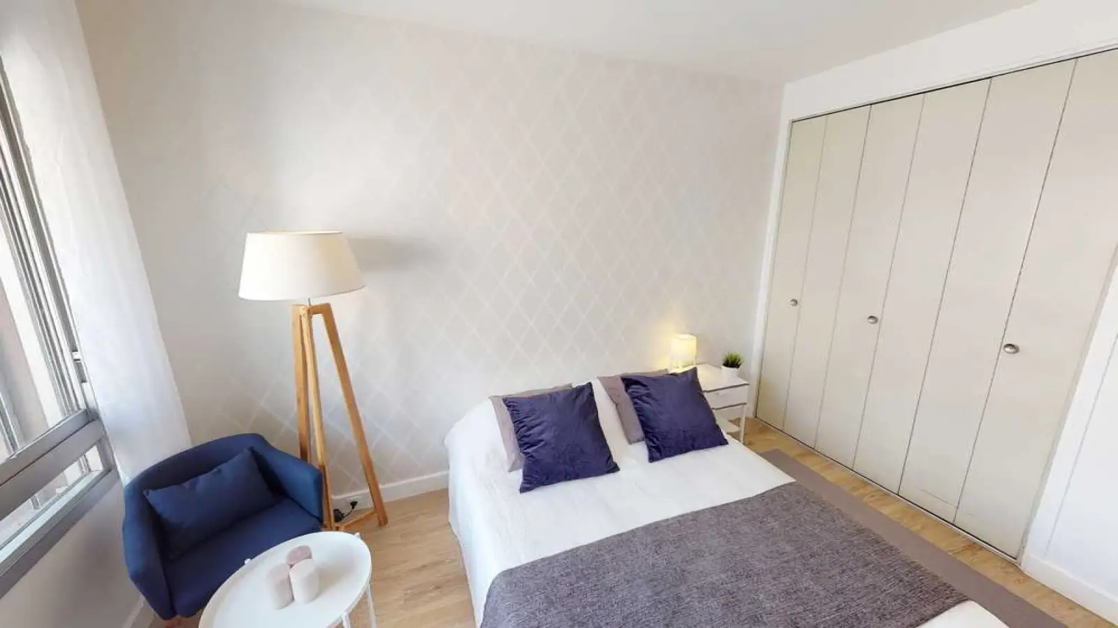 Room Rue Olier in Paris
