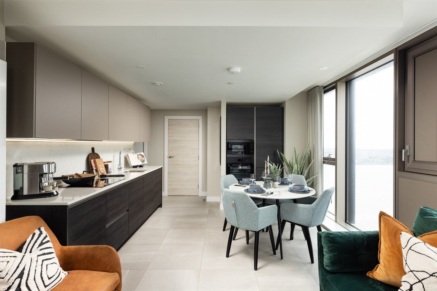 Flat William Jessop Way in Liverpool